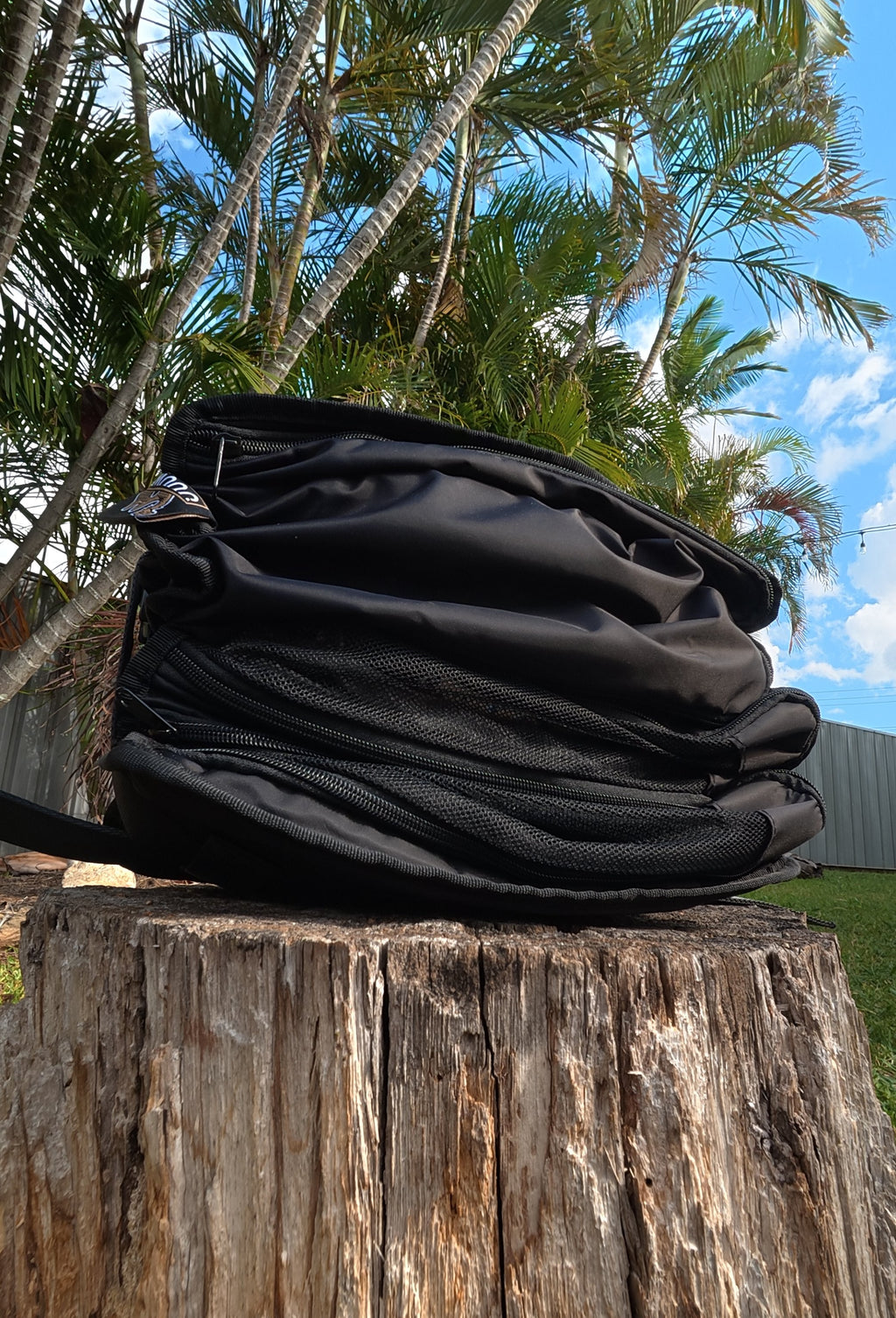 Walkabout Wardrobe - Black