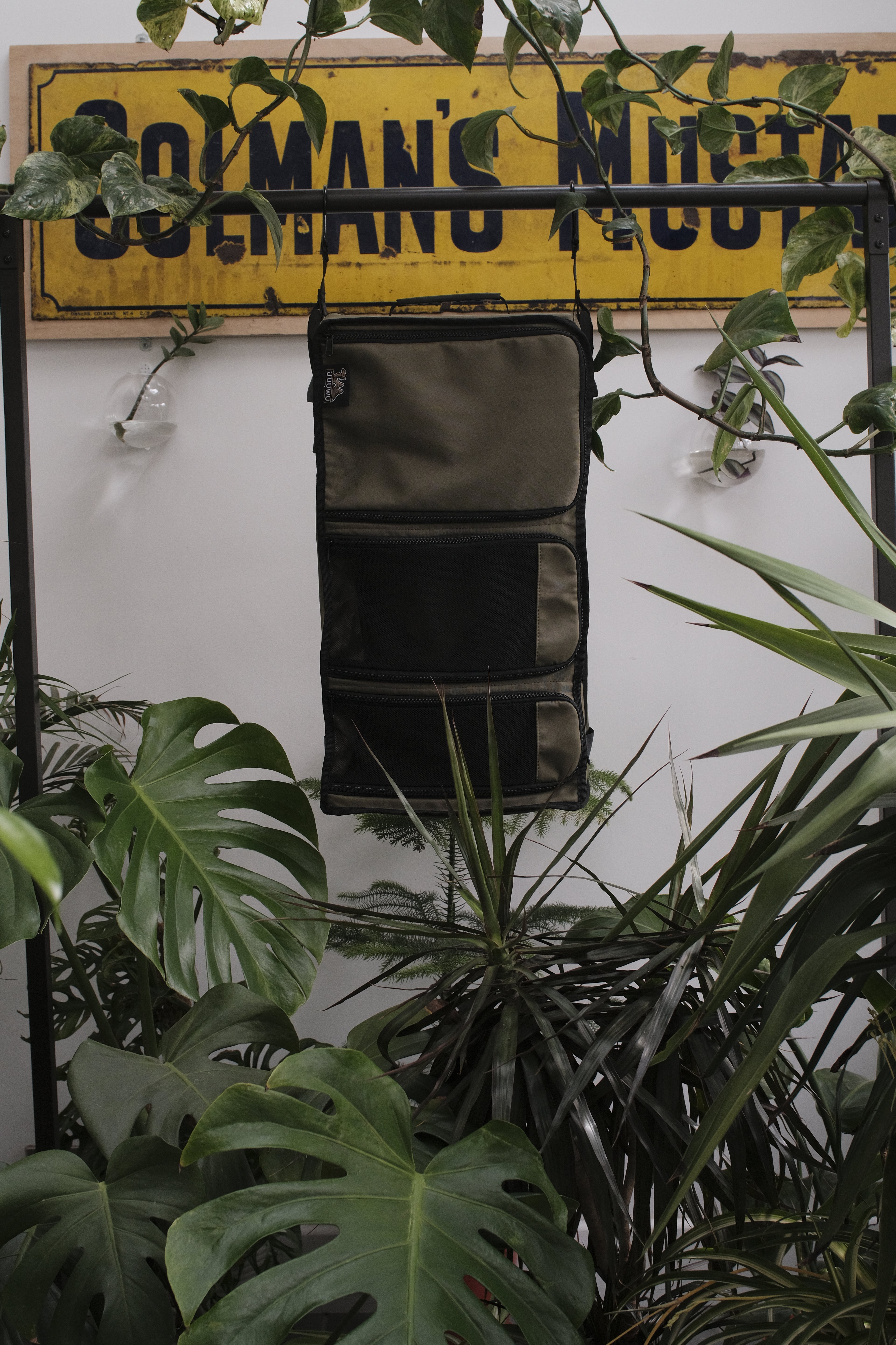 Walkabout Wardrobe - Khaki green